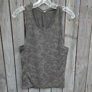 Lululemon Athletica Green Tank Top with Gray Accents